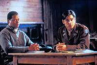 Кадр Война Харта