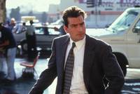 Кадр Деньги решают все