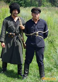 Кадр Господа офицеры: Спасти императора