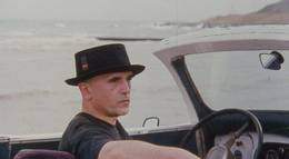 Кадр из фильма "Второстепенные люди" - 1