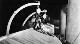 Кадр из фильма "Два аравийских рыцаря" - 2