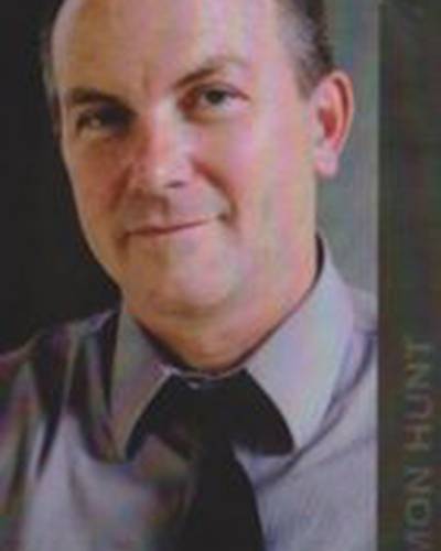 Имон Хант фото