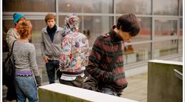 Кадр из фильма "Зал самоубийц" - 1