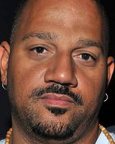 Аллен Хьюз фото