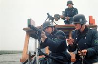 Кадр Солдаты королевы