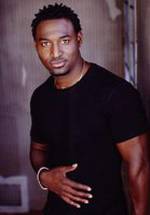 Адриан Холмс фото