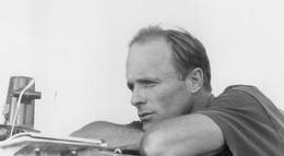 Кадр из фильма "Фарфоровая луна" - 2