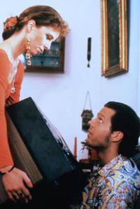 Кадр Один среди женщин