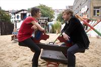 Кадр Мужчины в большом городе