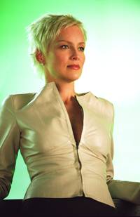 Кадр Женщина-кошка