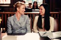 Кадр Элли МакБил