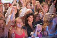 Кадр Одинок по контракту