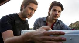 Кадр из фильма "Портал юрского периода" - 2