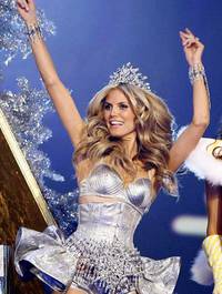 Кадр Показ мод Victoria's Secret 2007