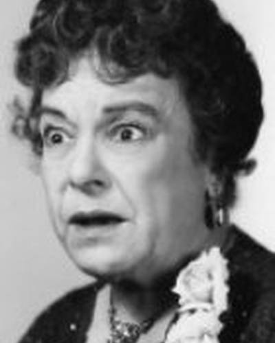 Жозефин Халл фото