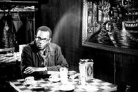 Кадр Кофе и сигареты