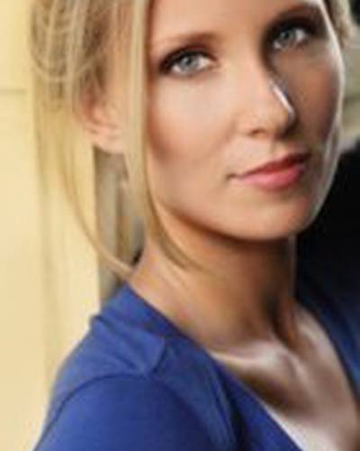 Алексис Питерс фото