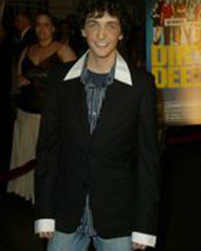 Уэс Робинсон фото