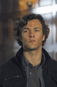 Кадр Быть человеком