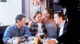 Кадр из фильма "Братья МакМаллен" - 1