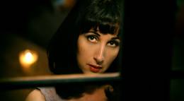 Кадр из фильма "Замеченная" - 1