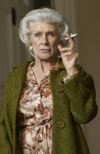 Кадр Малкольм в центре внимания