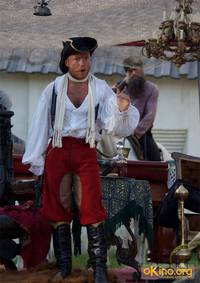 Кадр Господа офицеры: Спасти императора