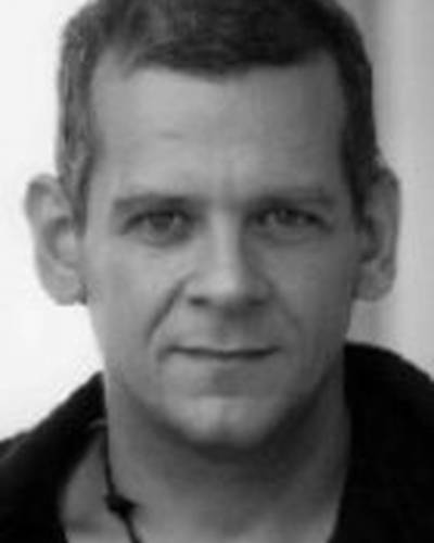 Оливер Брэндл фото