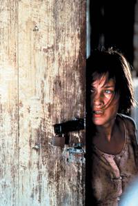 Кадр За пределами Рангуна