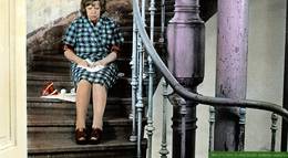 Кадр из фильма "Страх съедает душу" - 1