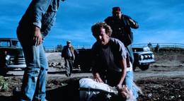 Кадр из фильма "Война на бобовом поле Милагро" - 1