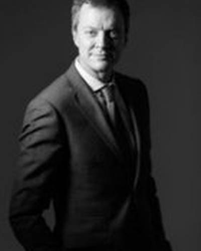 Йохан Брисингер фото