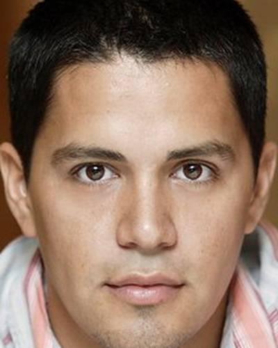 Джей Эрнандес фото