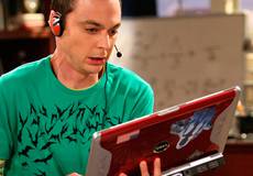 Известный комик поможет Шелдону с наукой