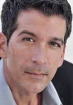 Рэймонд Дель Баррио фото