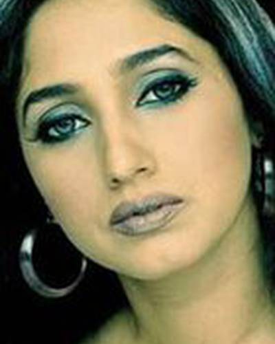 Ринке Кханна фото