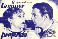 Постер В воскресенье, в обед