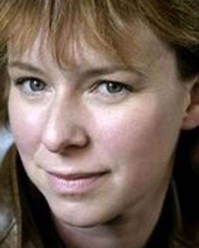 Джули Энн Робинсон фото