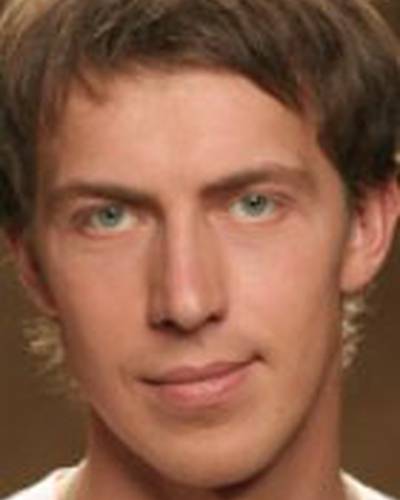 Максим Меркулов фото