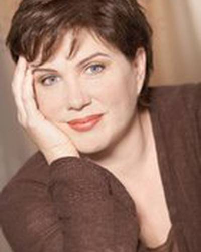 Джулия Суини фото