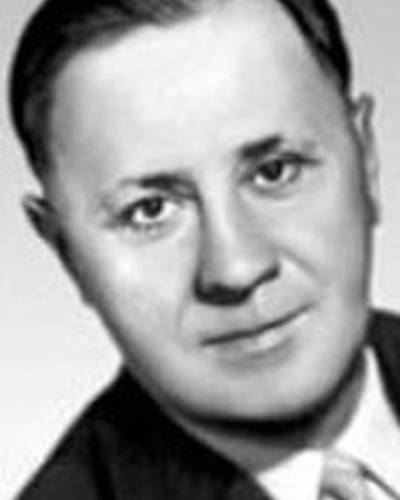 Иван Любезнов фото