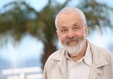 Британский режиссер Майк Ли получит почетную награду ОМКФ