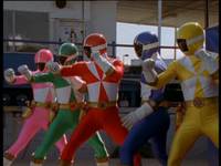 Кадр Могучие Рейнджеры: Успеть на помощь