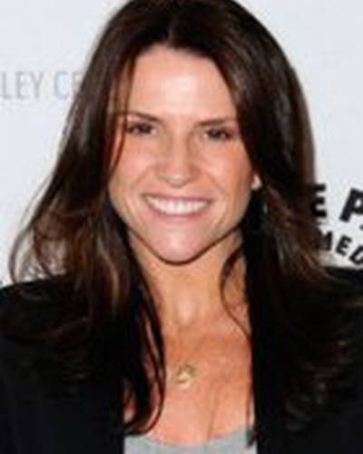 Джина Мэтьюз фото