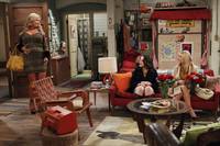 Кадр Две девицы на мели