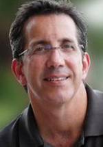 Кристофер ДеФариа фото