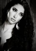 Серена Кхан фото