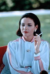 Кадр Костер тщеславий