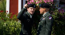 Кадр из фильма "Посланник" - 2