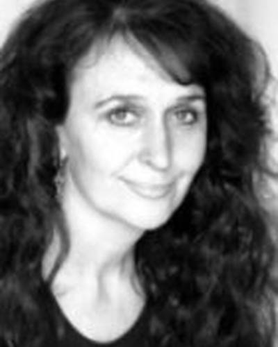 Kay Adshead фото